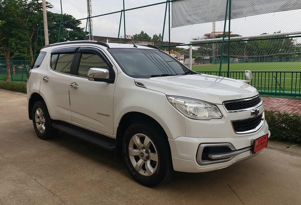 Chevrolet Trailblazer ปี 2013 สีขาว (รูปที่ 2)