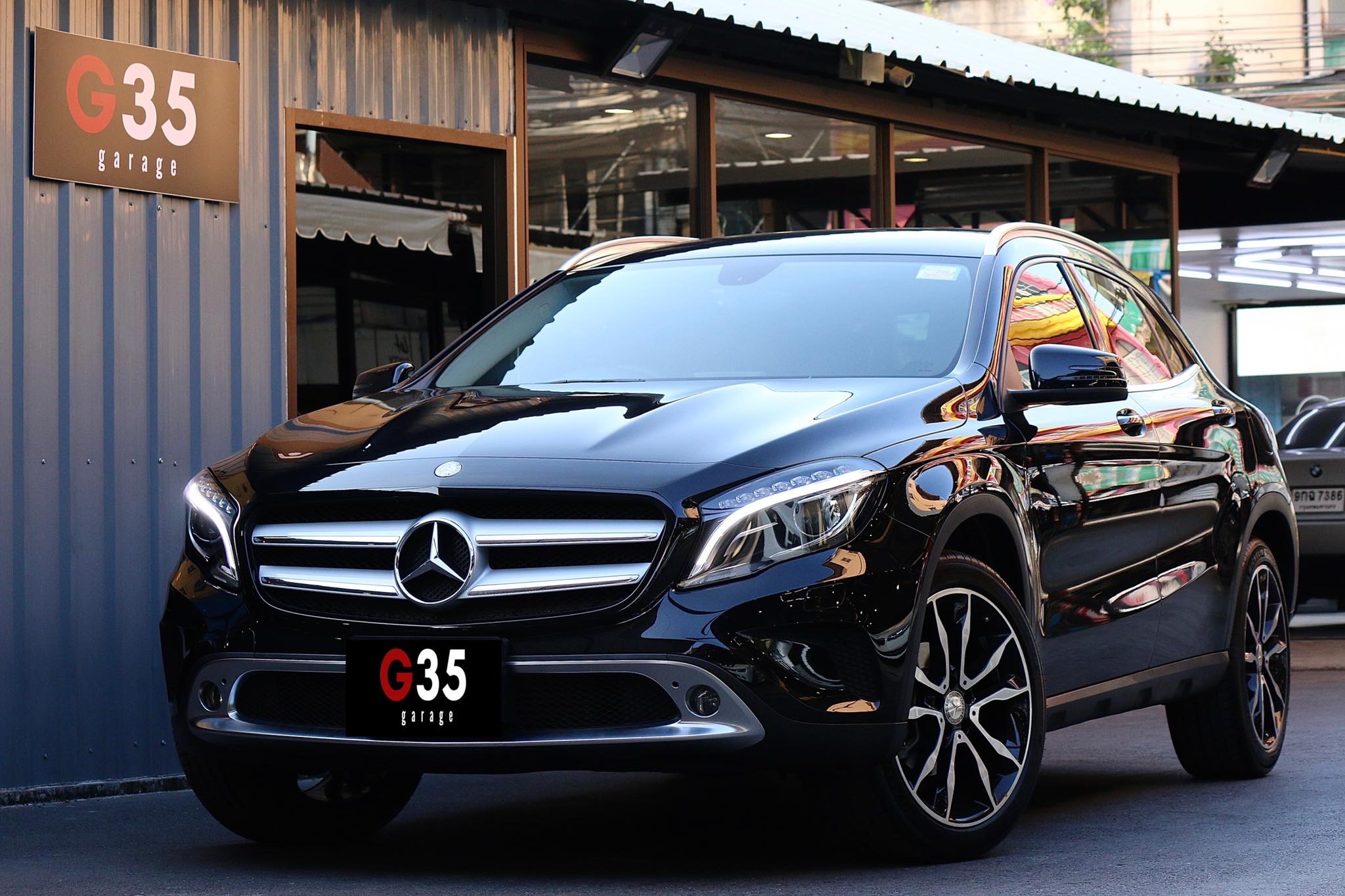 Mercedes-Benz GLA-Class X156 GLA200 ปี 2015 สีดำ
