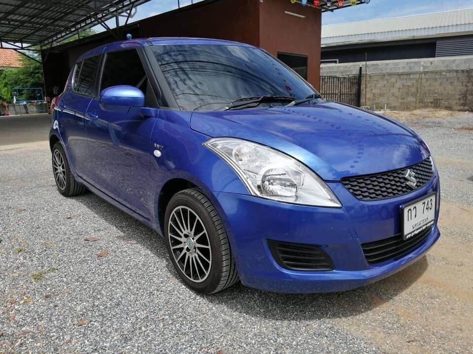 Suzuki Swift ปี 2015 สีน้ำเงิน