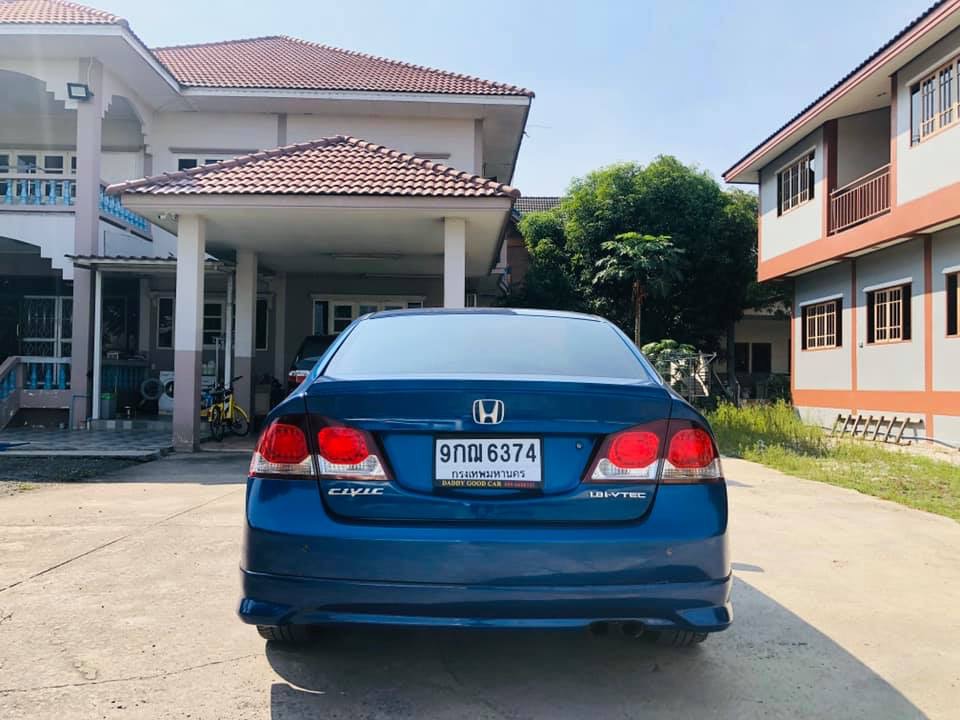 Honda Civic FD ปี 2010 สีน้ำเงิน (รูปที่ 6)
