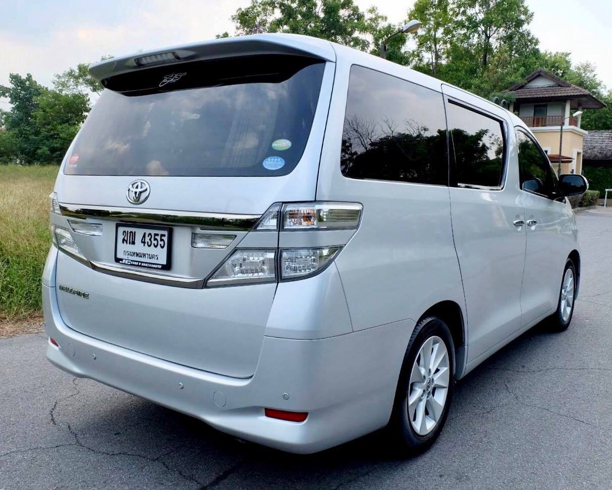 Toyota Vellfire ปี 2012 สีเงิน (รูปที่ 5)