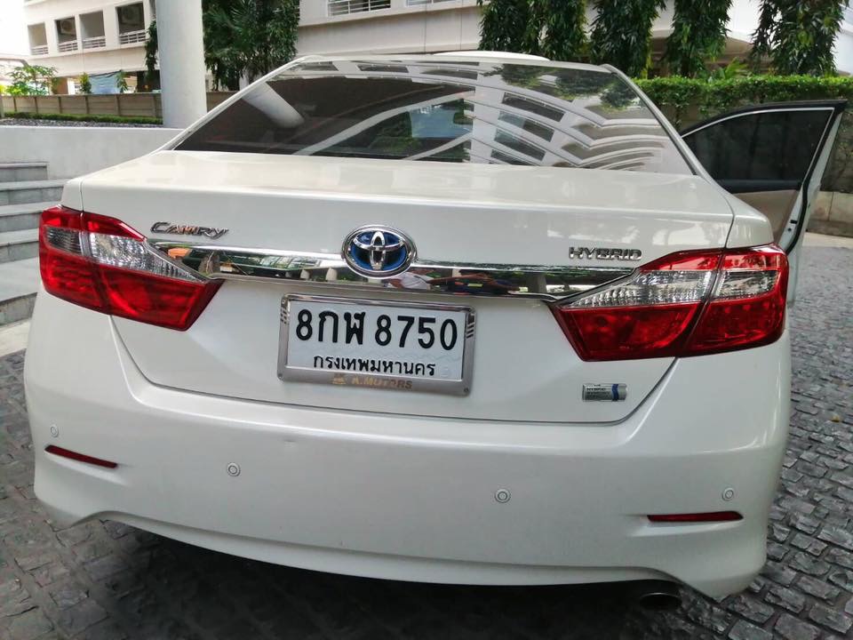 Toyota Camry (XV50) โฉมแรก 12-15 ปี 2012 สีขาว (รูปที่ 2)