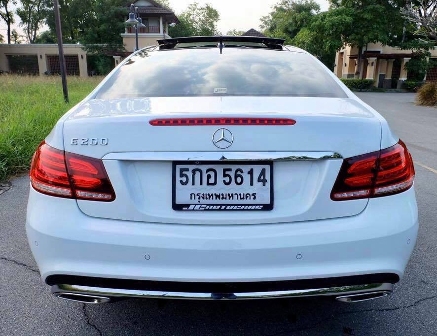 Mercedes-Benz E-Class C207 E200 ปี 2015 สีขาว (รูปที่ 6)