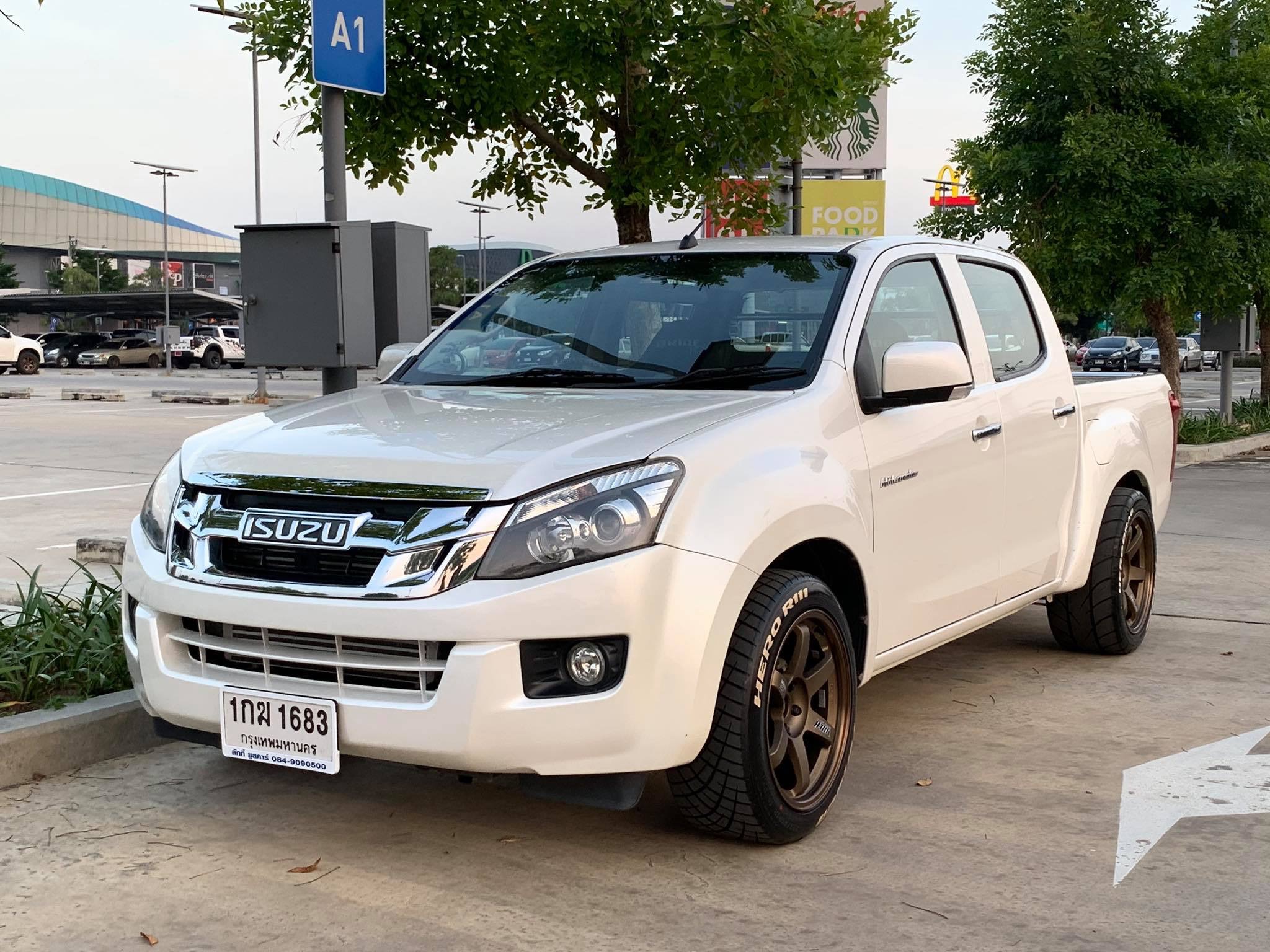 Isuzu D-Max Hi-Lander (4 ประตู) ปี 2012 สีขาว