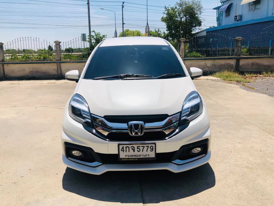 Honda Mobilio ปี 2015 สีขาว (รูปที่ 2)