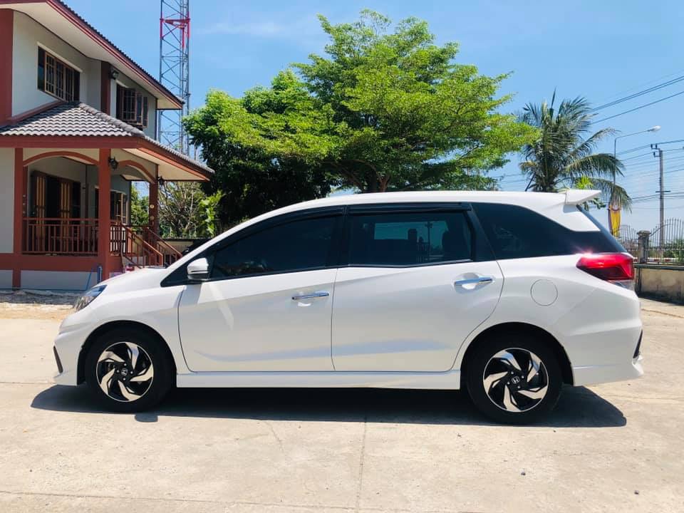 Honda Mobilio ปี 2015 สีขาว (รูปที่ 7)