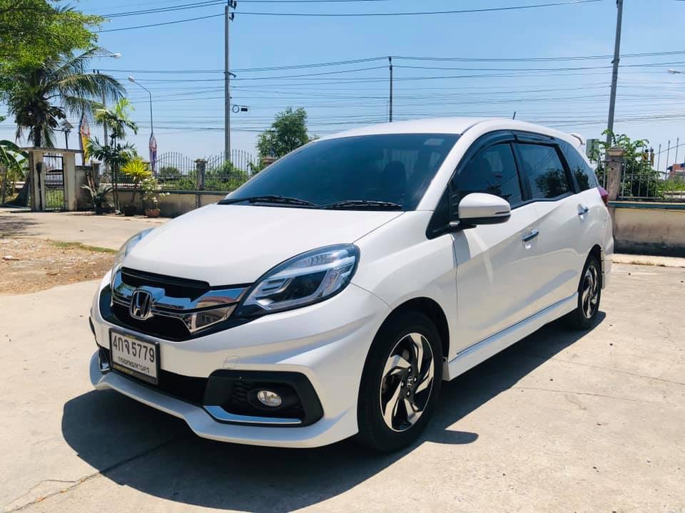Honda Mobilio ปี 2015 สีขาว (รูปที่ 3)