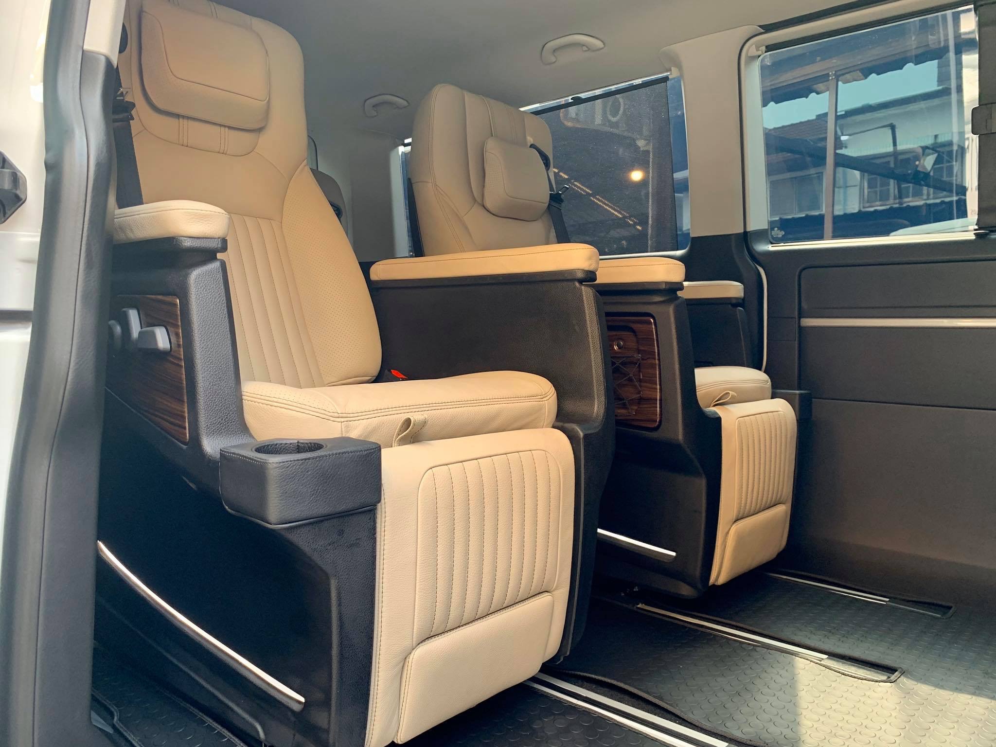 Volkswagen Transporter (Caravelle) Caravelle T6 ปี 2019 สีขาว (รูปที่ 2)