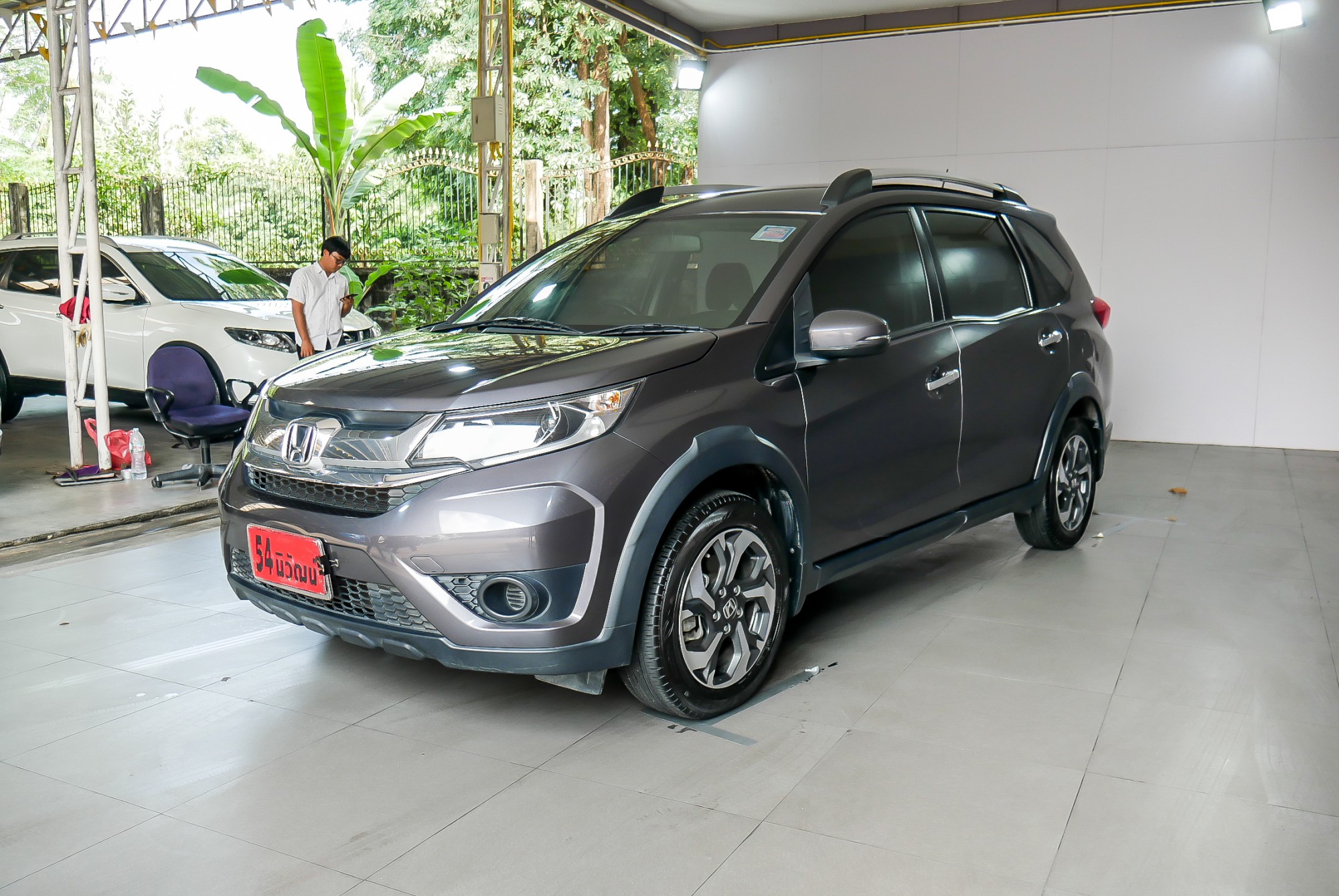 Toyota BR-V 1.5 V AT ปี 2016 สีเทา (รูปที่ 5)