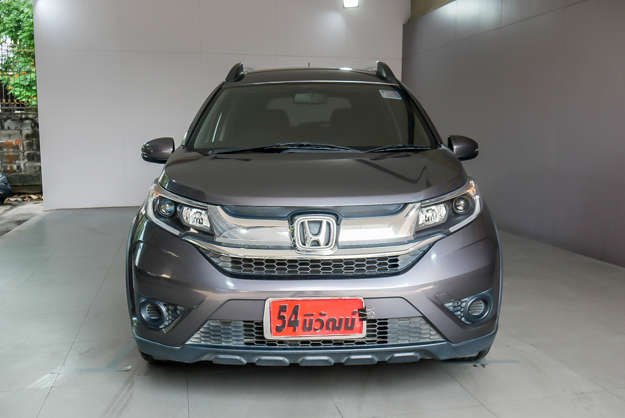 Toyota BR-V 1.5 V AT ปี 2016 สีเทา (รูปที่ 2)