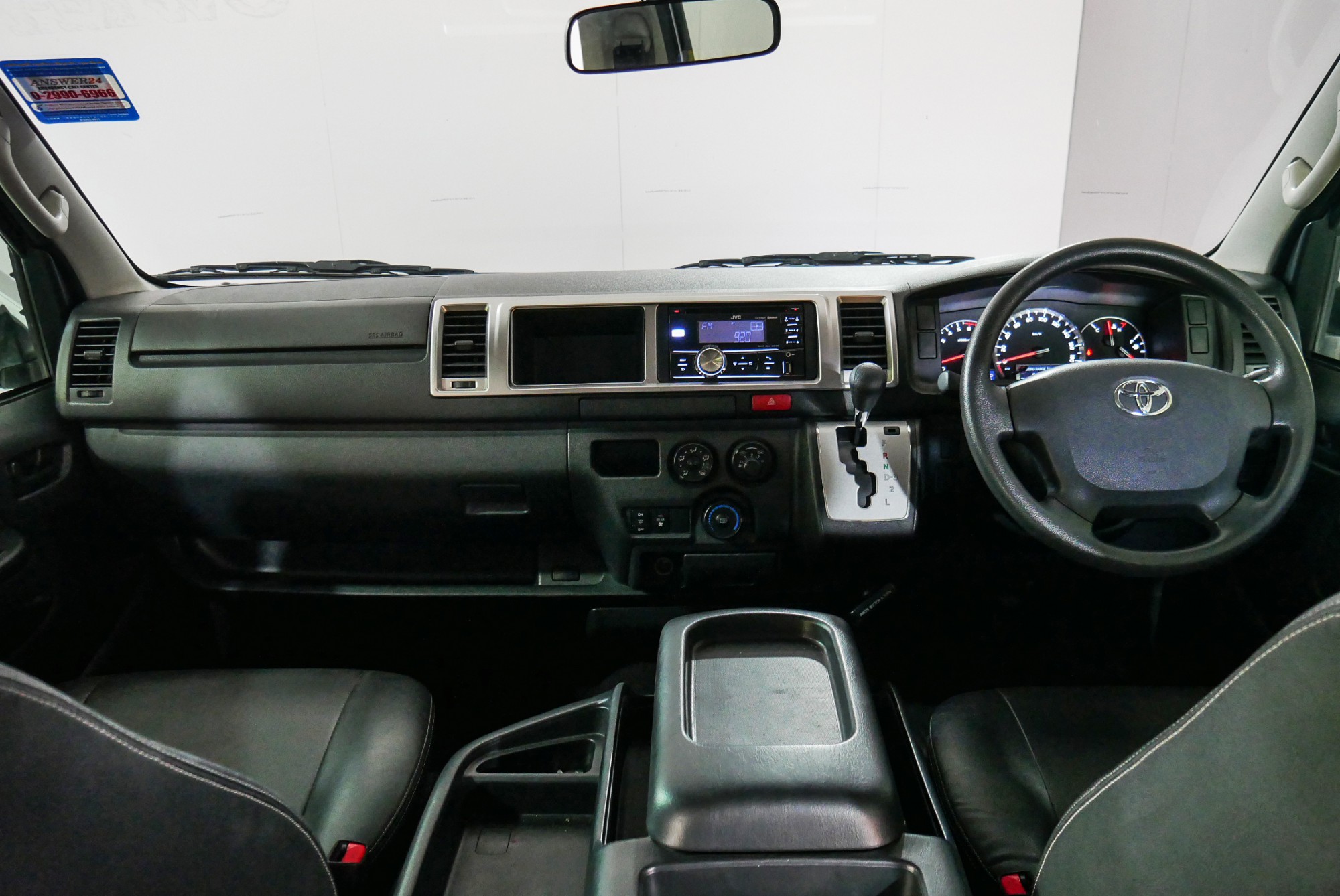 Toyota VENTURY 2.7 G ปี 2015 สีขาว (รูปที่ 7)