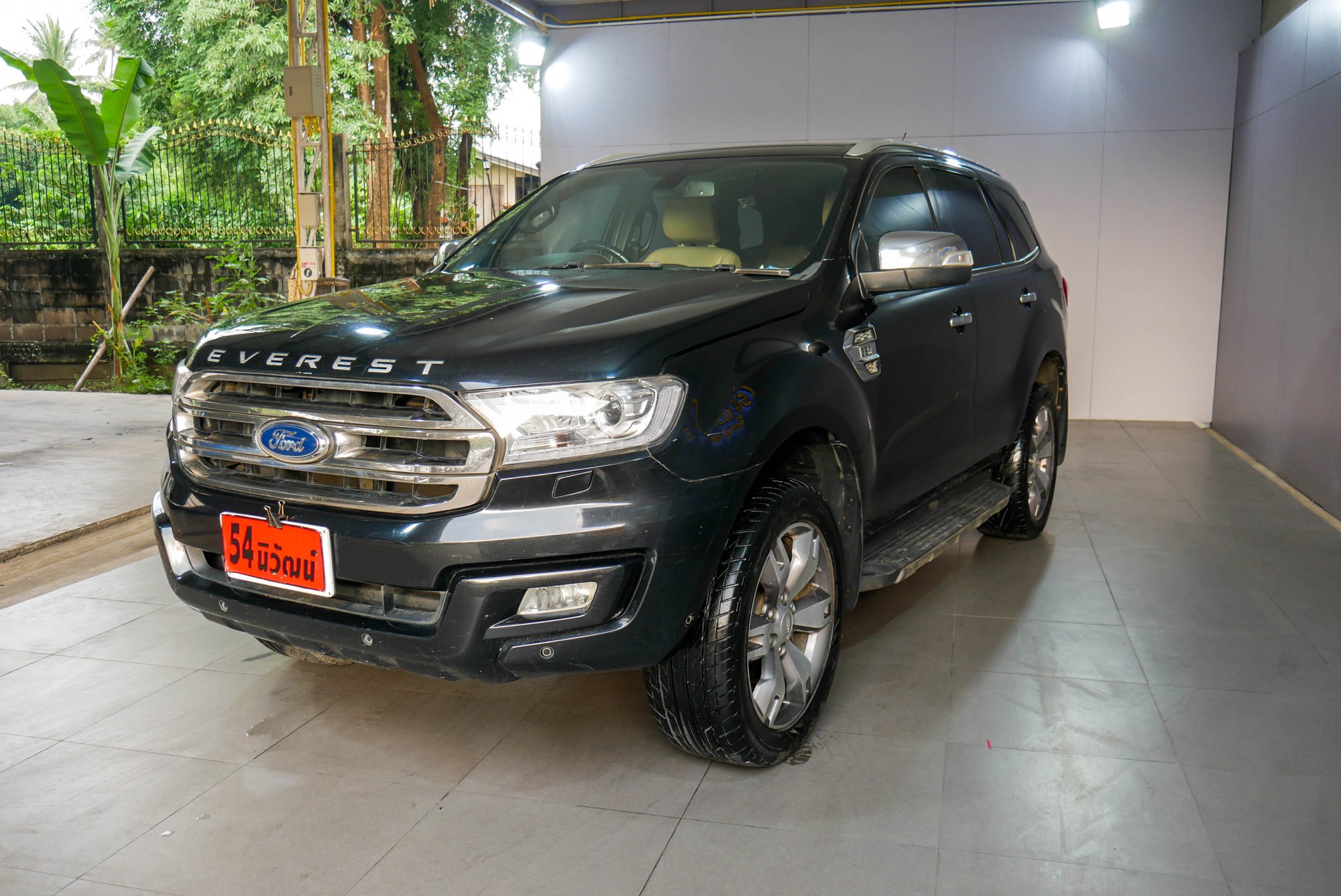 Ford Everest 3.2 TITANIUM PLUS 4WD ปี 2016 (รูปที่ 3)