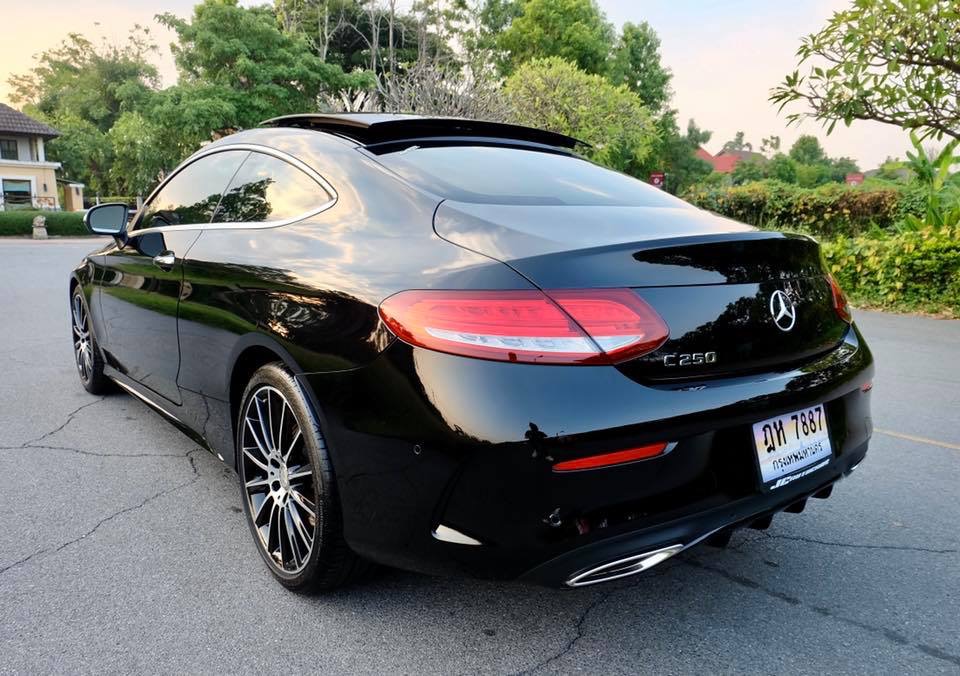 Mercedes-Benz C-Class C205 C250 ปี 2018 สีดำ (รูปที่ 5)