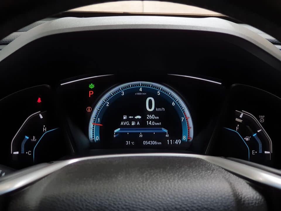 Honda Civic FC โฉม 4 ประตู ปี 2016 สีเทา (รูปที่ 8)