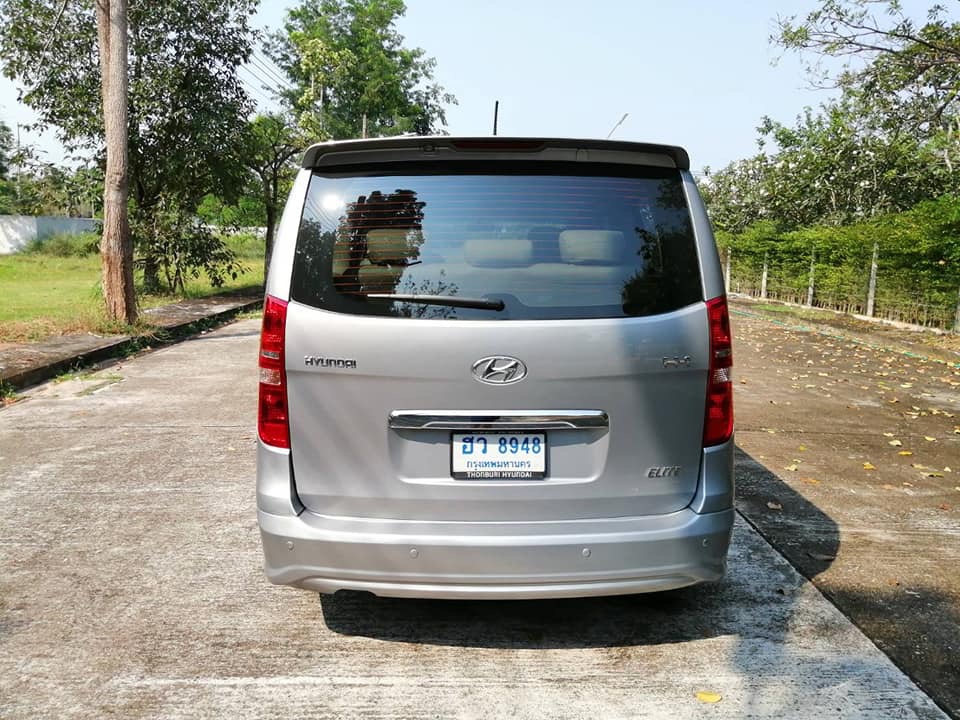 Hyundai H-1 ปี 2016 สีเงิน (รูปที่ 6)