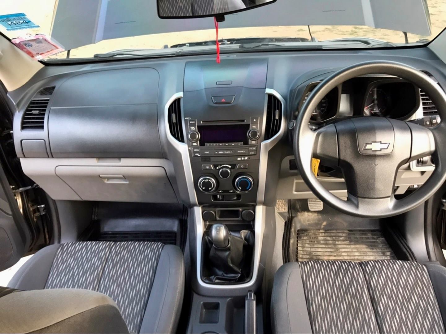 Chevrolet Colorado Gen2 โฉม 4 ประตู ปี 2013 สีน้ำตาล (รูปที่ 5)