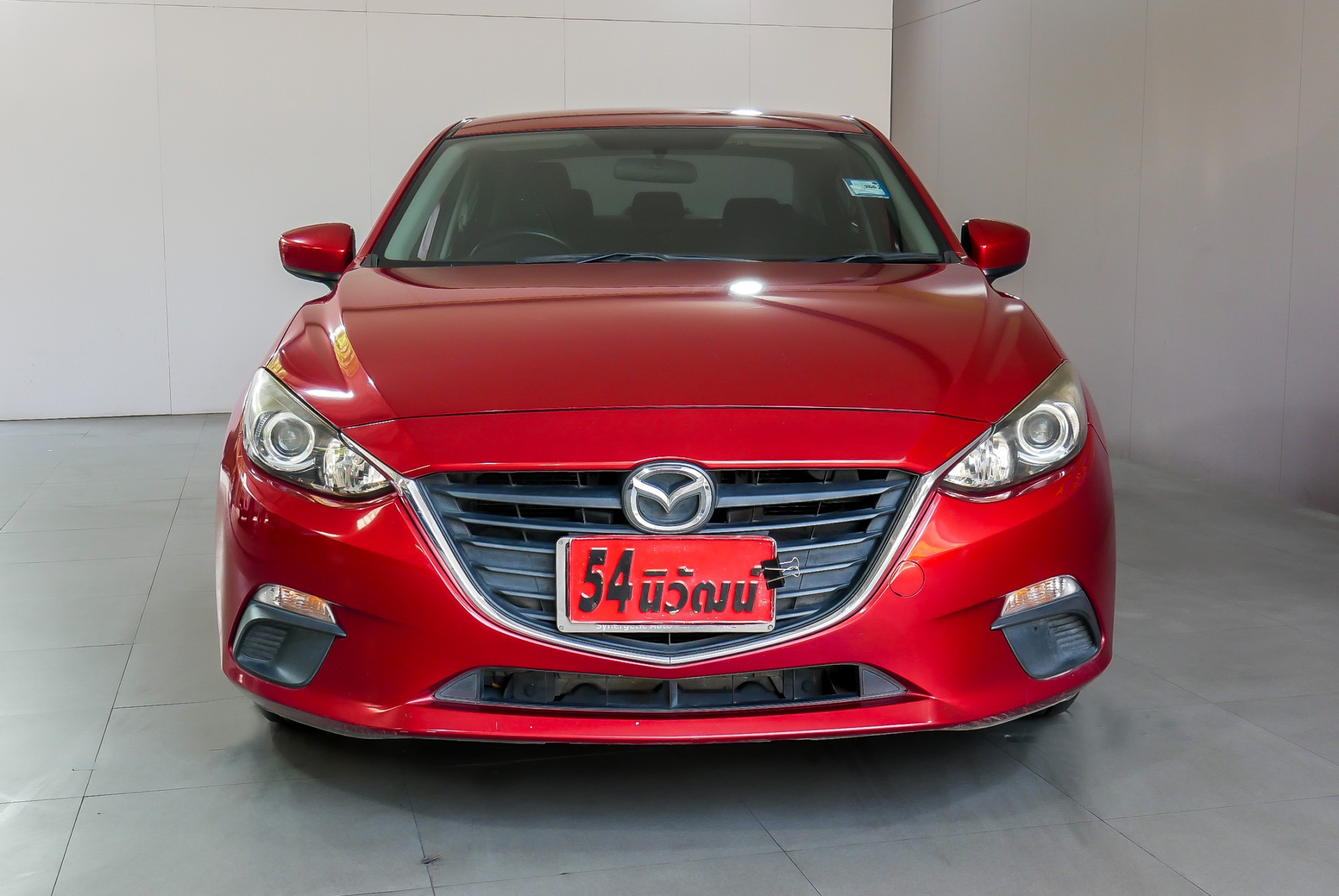 MAZDA 3 SKYACTIV 2.0 E SEDAN ปี 2015 สีแดง (รูปที่ 2)