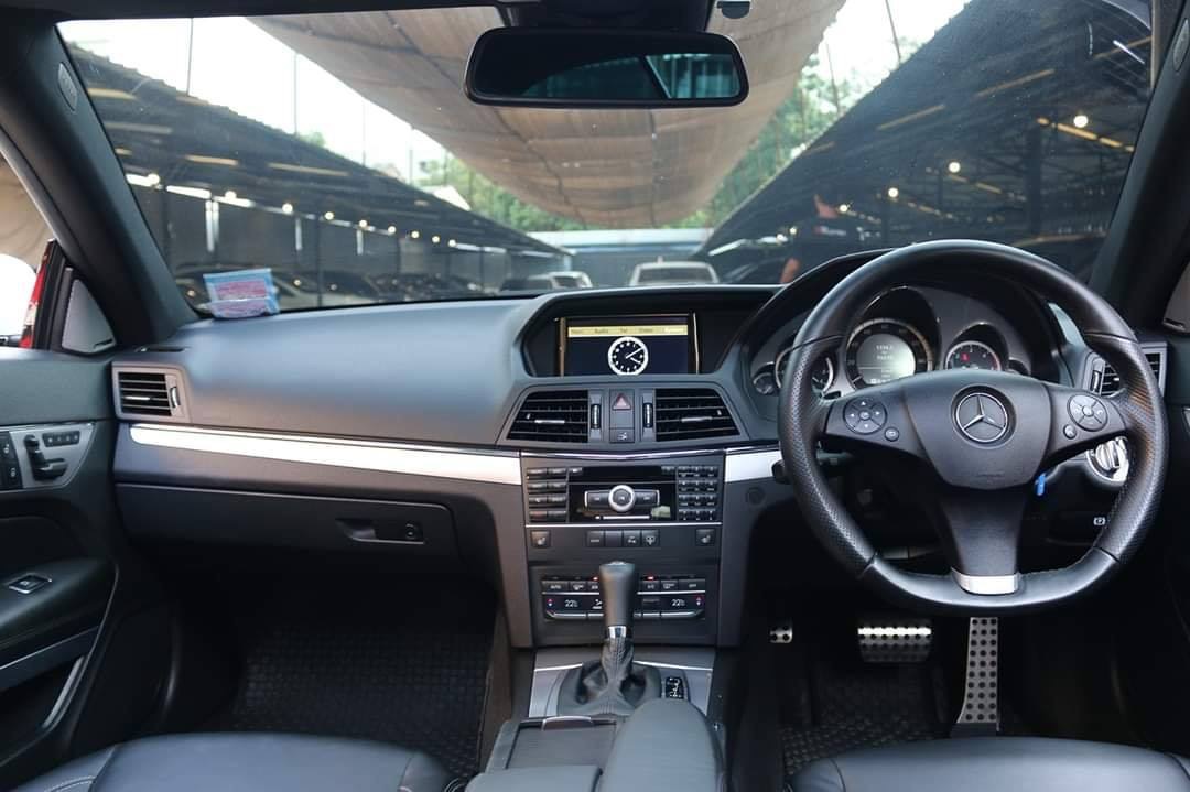 Mercedes-Benz E-Class C207 E250 ปี 2010 สีเงิน (รูปที่ 6)