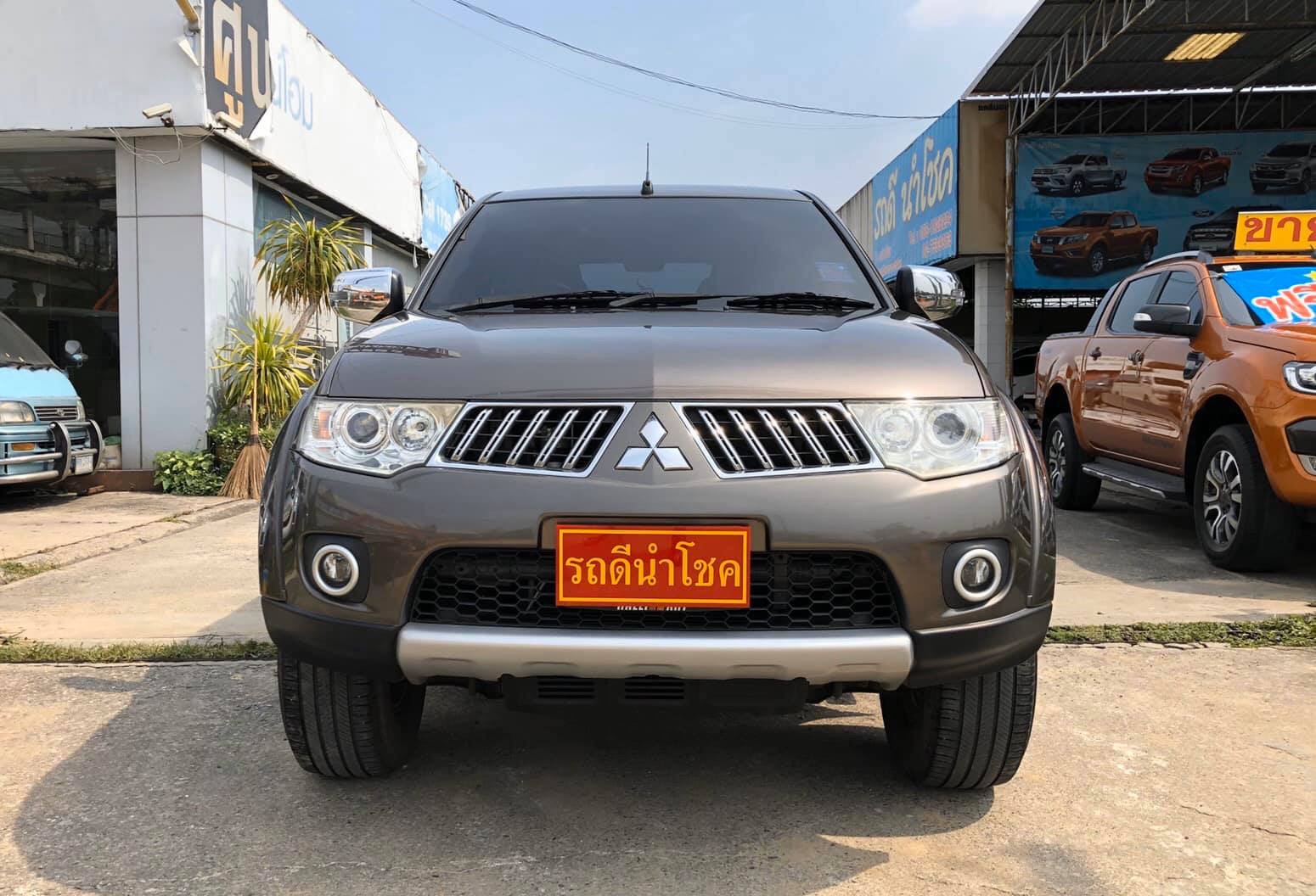 Mitsubishi Pajero Sport ปี 2014 สีน้ำตาล (รูปที่ 2)