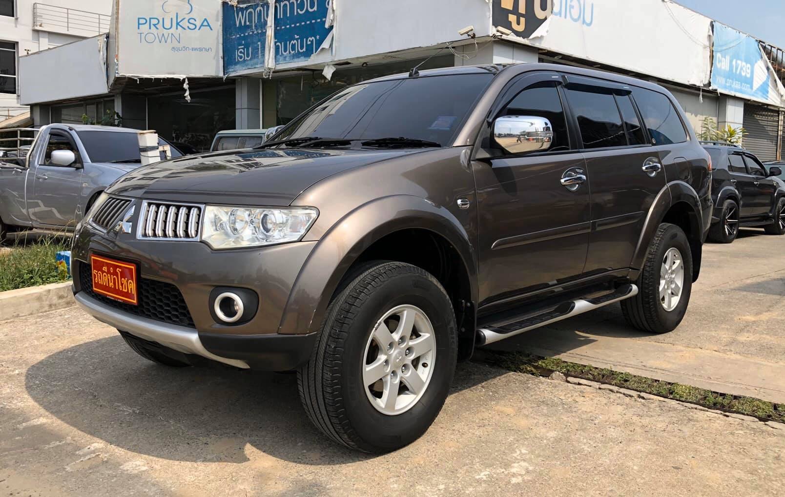 Mitsubishi Pajero Sport ปี 2014 สีน้ำตาล (รูปที่ 3)