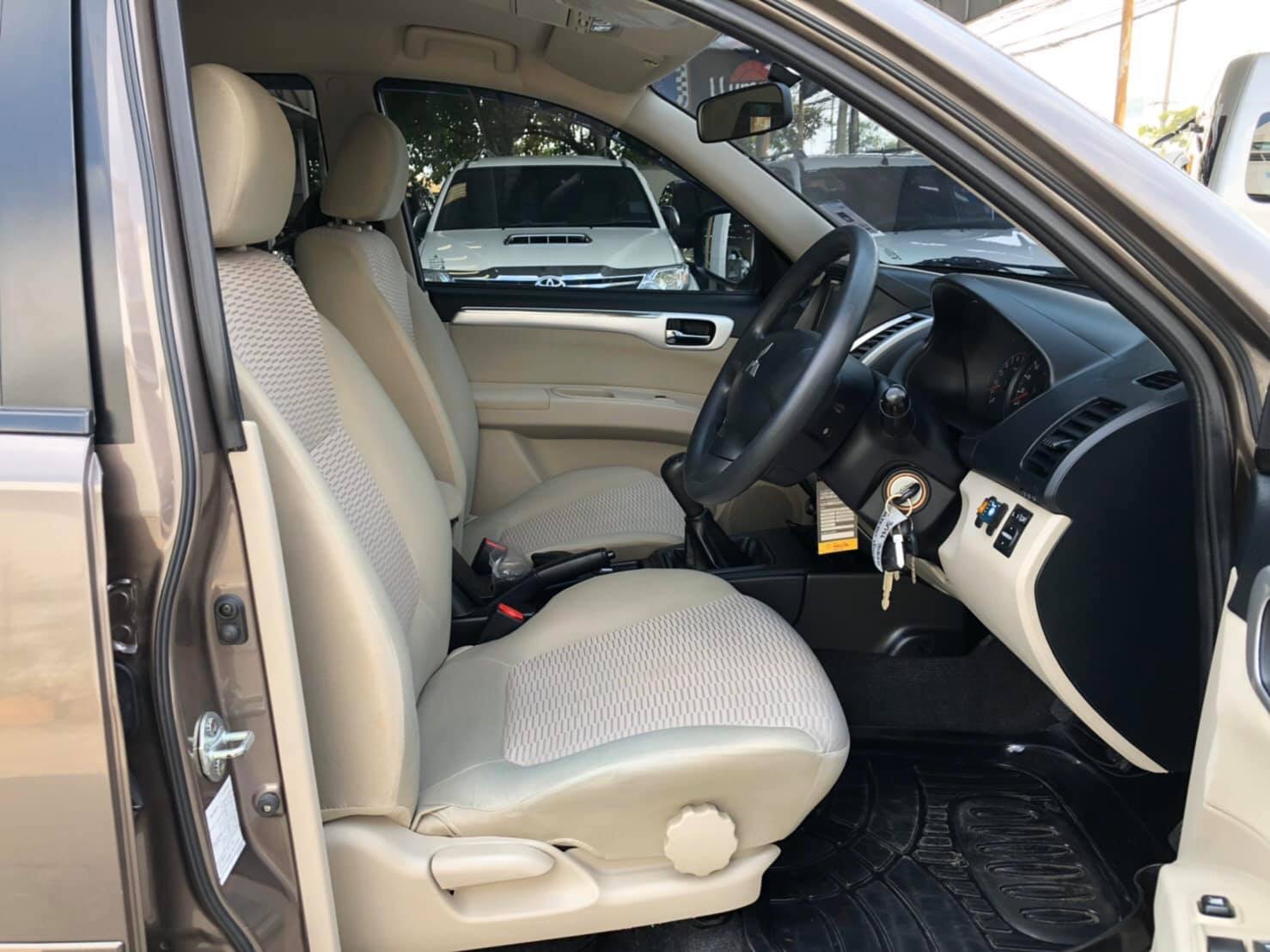Mitsubishi Pajero Sport ปี 2014 สีน้ำตาล (รูปที่ 9)