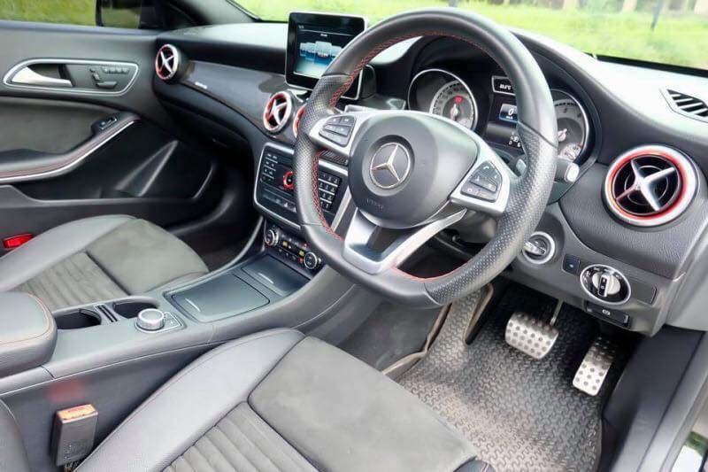 Mercedes-Benz CLA-Class C117 CLA250 ปี 2016 สีดำ (รูปที่ 13)