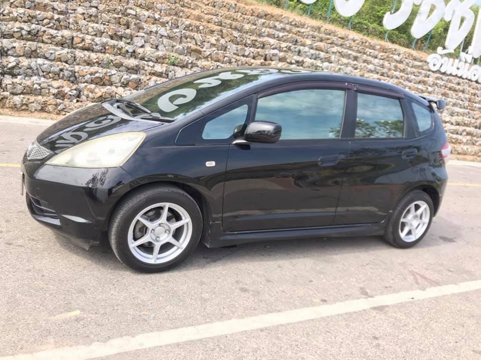 Honda Jazz GE ปี 2010 สีดำ (รูปที่ 10)