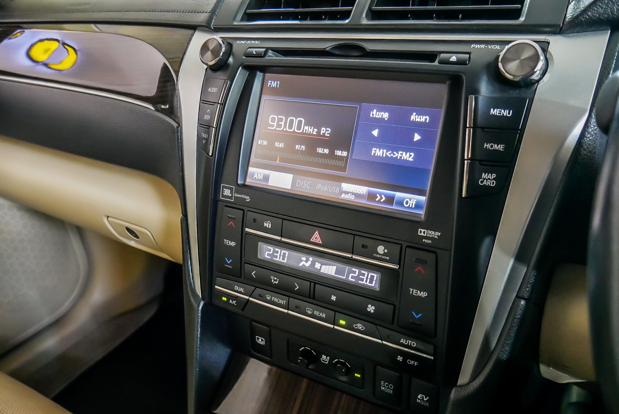 TOYOTA CAMRY 2.5 HV NAVI MINOR CHANGE AT ปี 2016 สีดำ (รูปที่ 9)