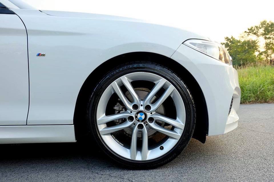 BMW 2 Series F22 218i Coupe ปี 2015 สีขาว