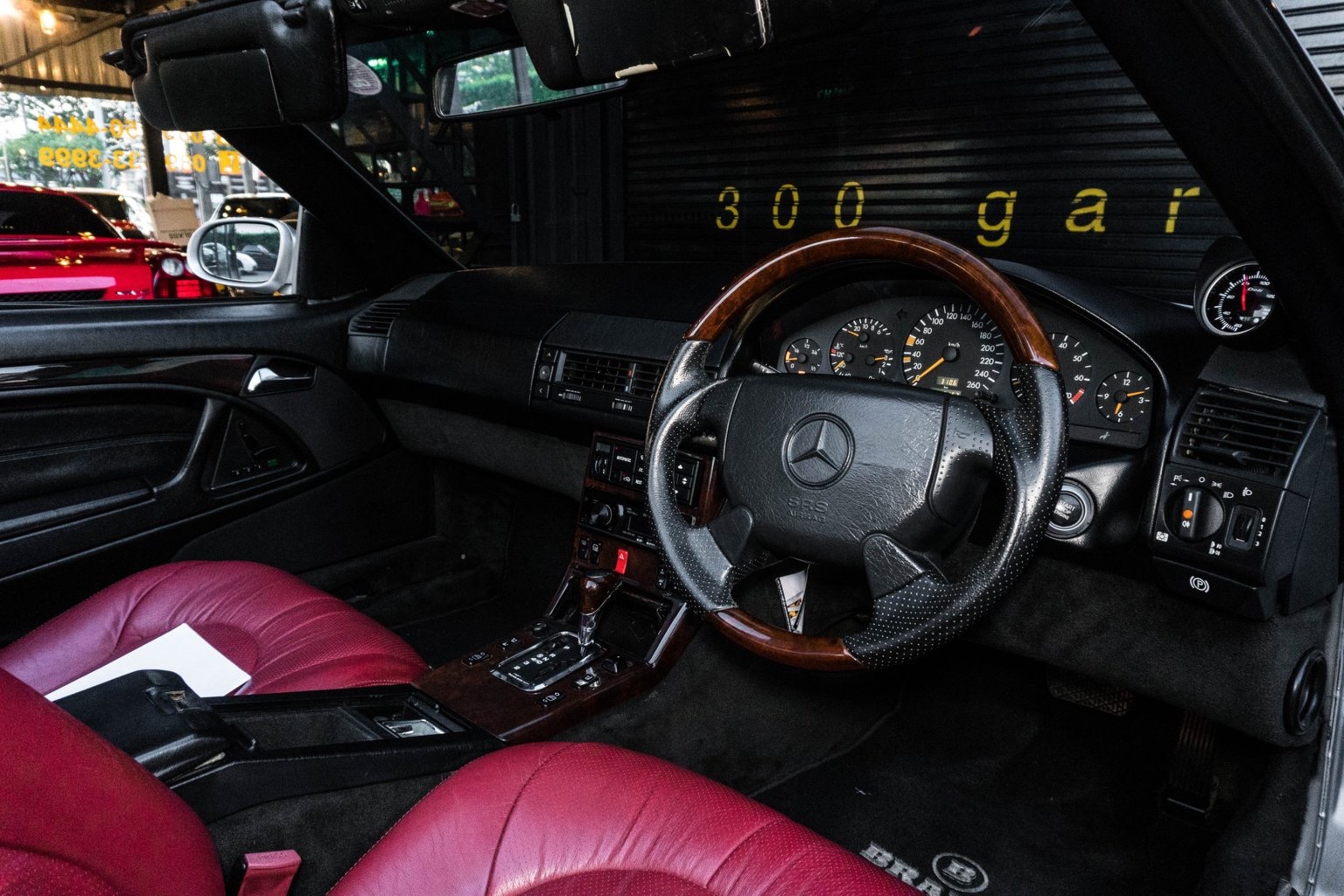 Mercedes-Benz SL-Class R129 ปี 1991 สีเงิน (รูปที่ 6)