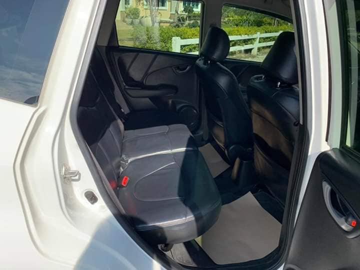 Honda Jazz GE ปี 2012 สีขาว (รูปที่ 9)
