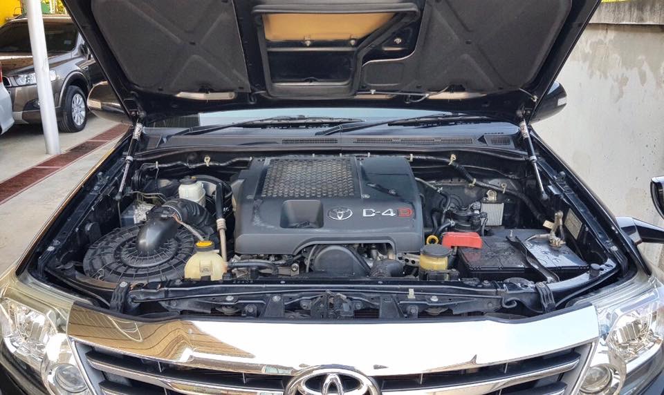 Toyota Fortuner ไมเนอร์เชนจ์ 2 ปี 2011 สีดำ (รูปที่ 14)