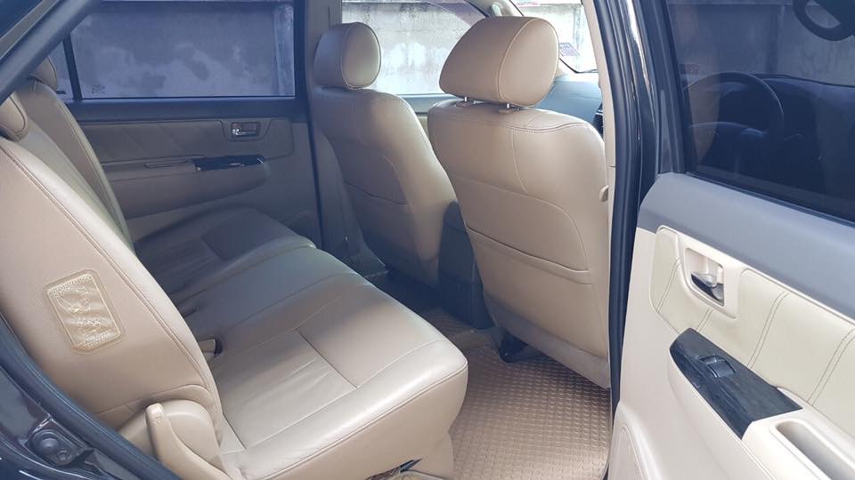 Toyota Fortuner ไมเนอร์เชนจ์ 2 ปี 2011 สีดำ (รูปที่ 11)