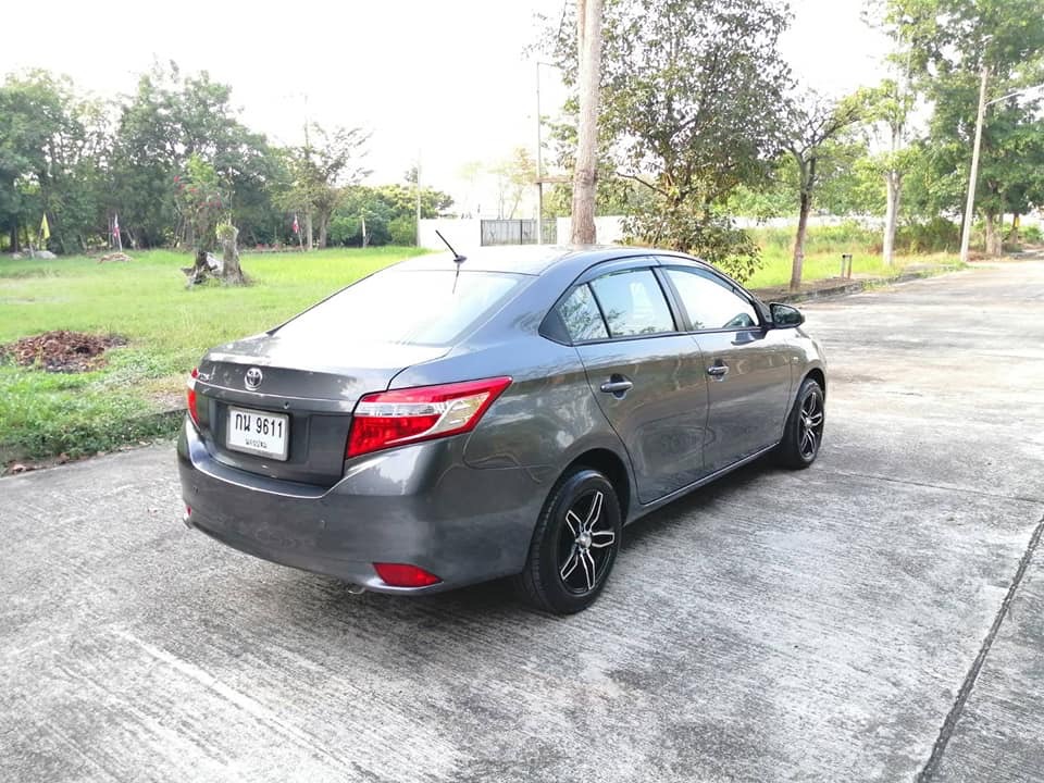 Toyota Vios ปี 2013 สีเทา (รูปที่ 8)