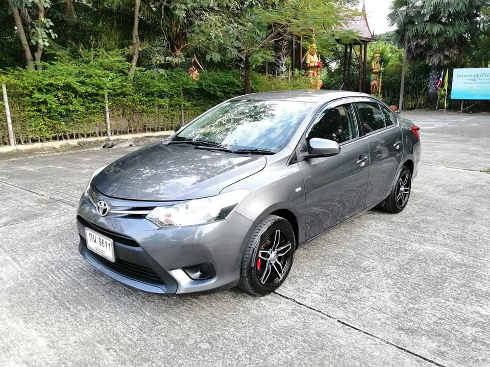 Toyota Vios ปี 2013 สีเทา (รูปที่ 3)