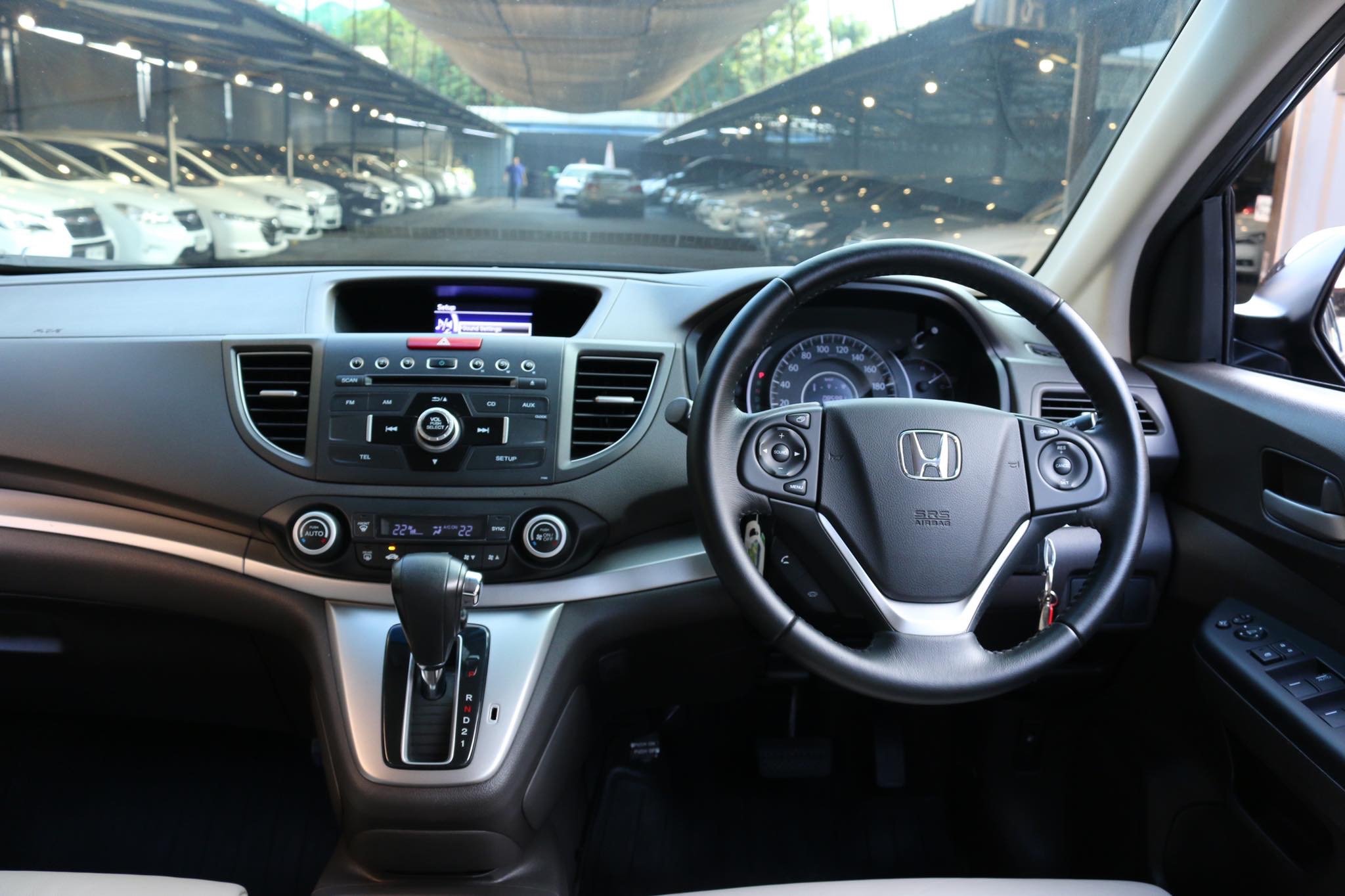 Honda CR-V ปี 2012 สีดำ (รูปที่ 8)