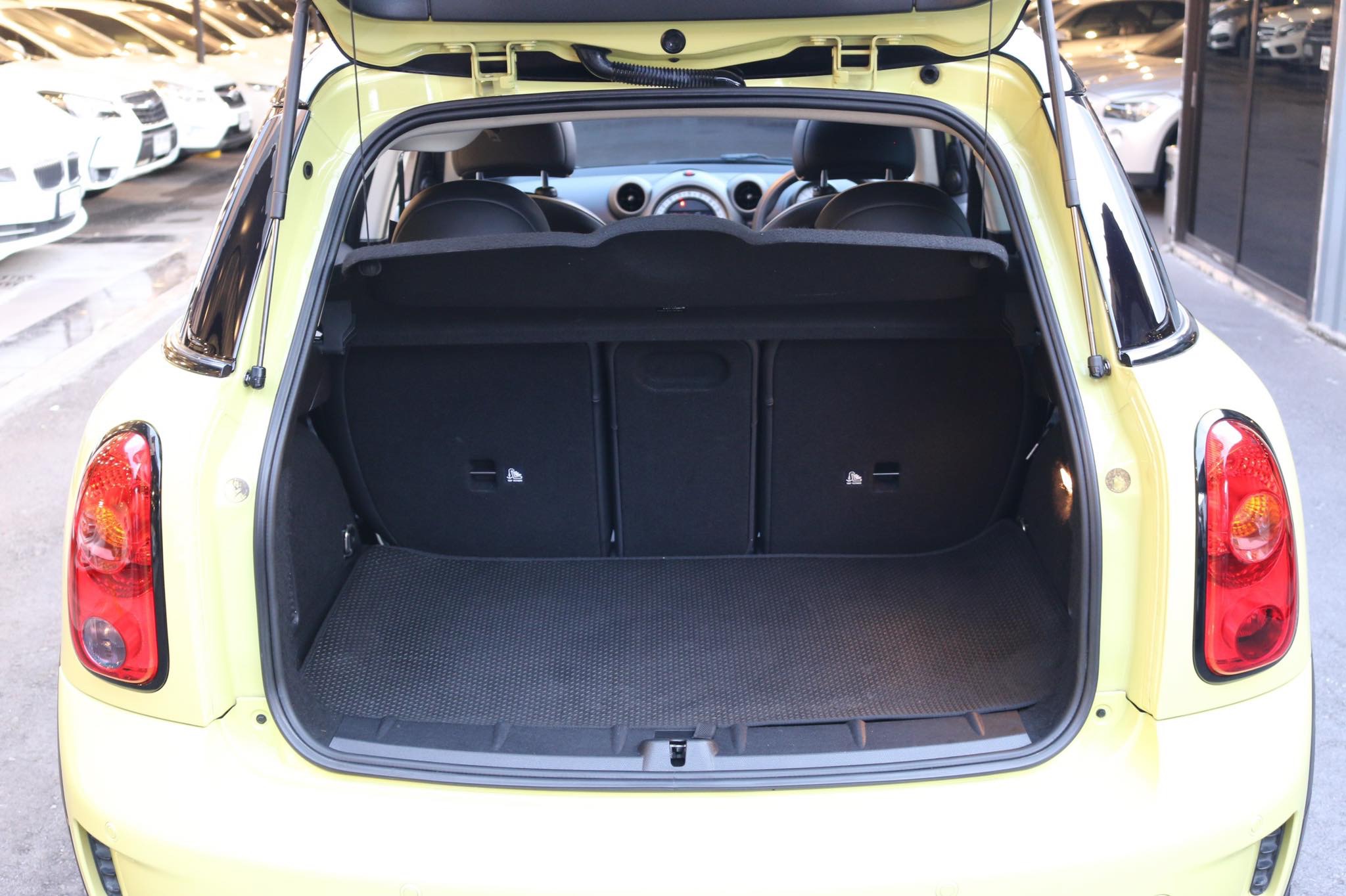Mini Countryman R60 ปี 2013 สีเหลือง (รูปที่ 25)