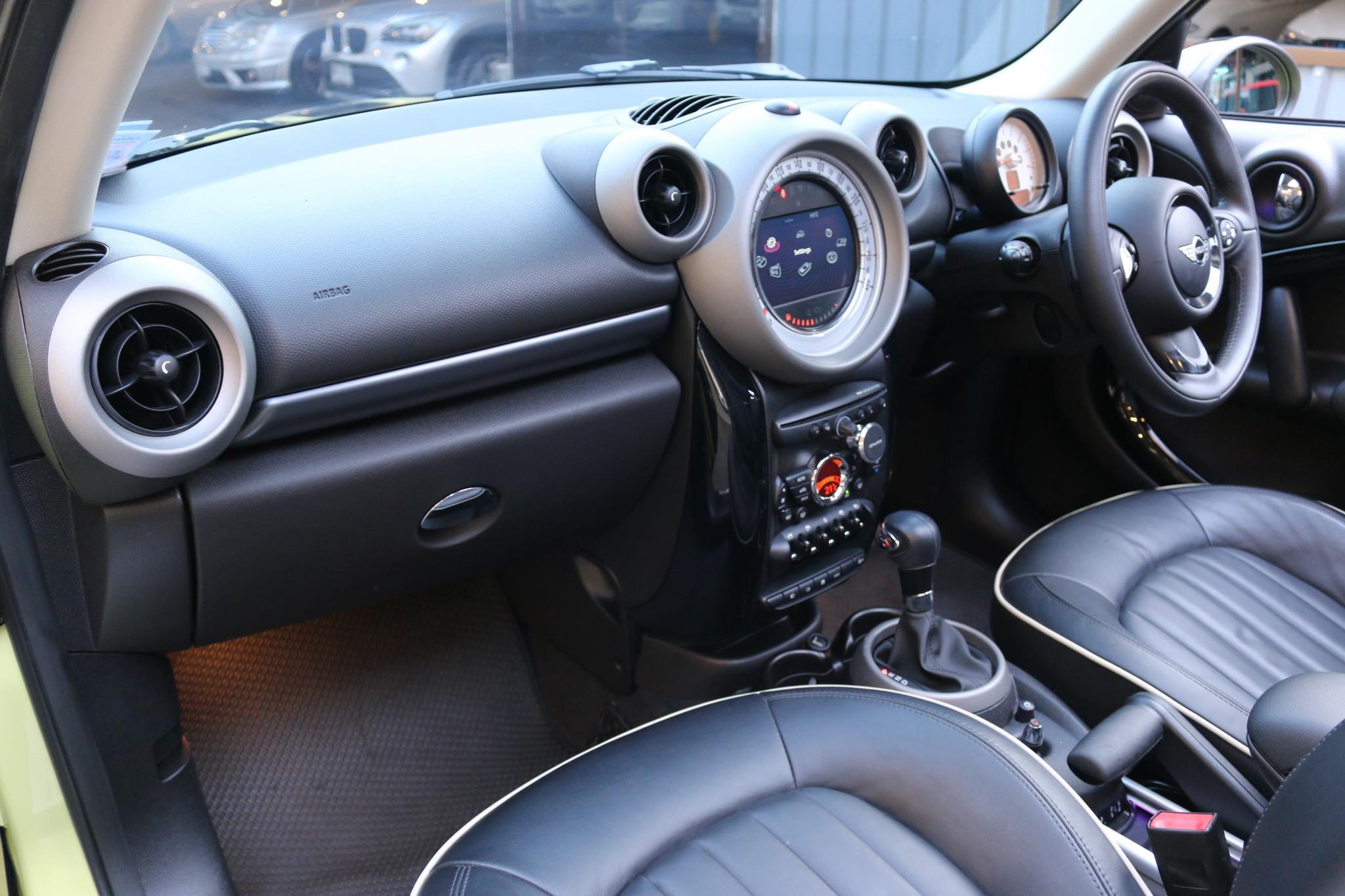 Mini Countryman R60 ปี 2013 สีเหลือง (รูปที่ 23)