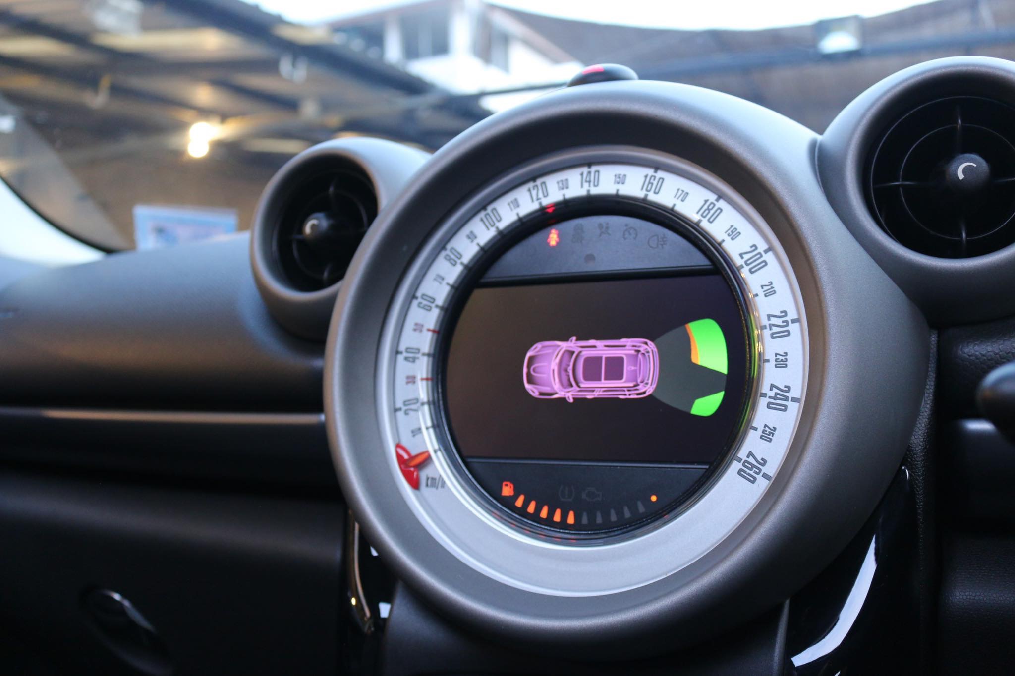 Mini Countryman R60 ปี 2013 สีเหลือง (รูปที่ 20)
