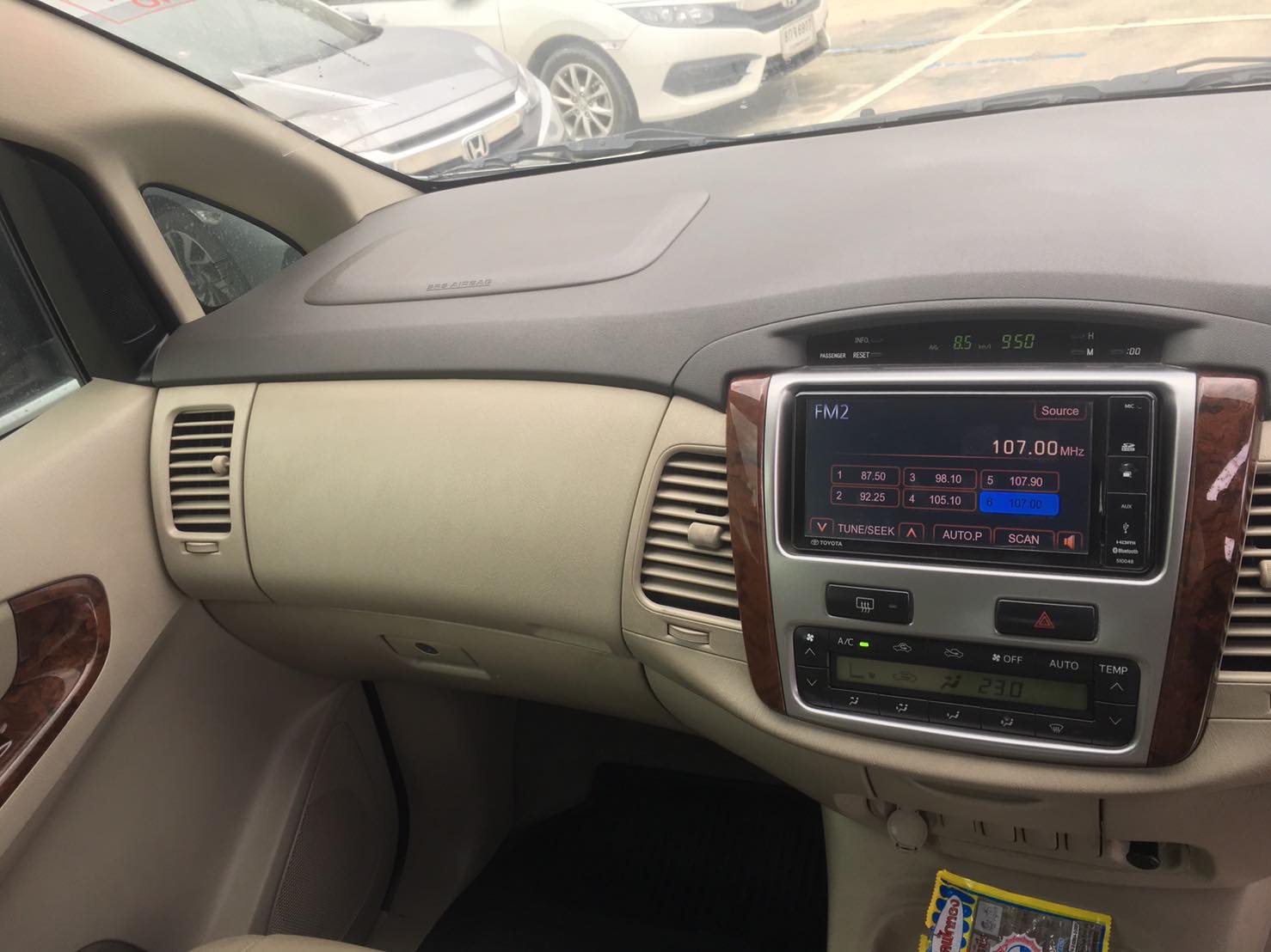 Toyota Innova ปี 2015 (รูปที่ 9)