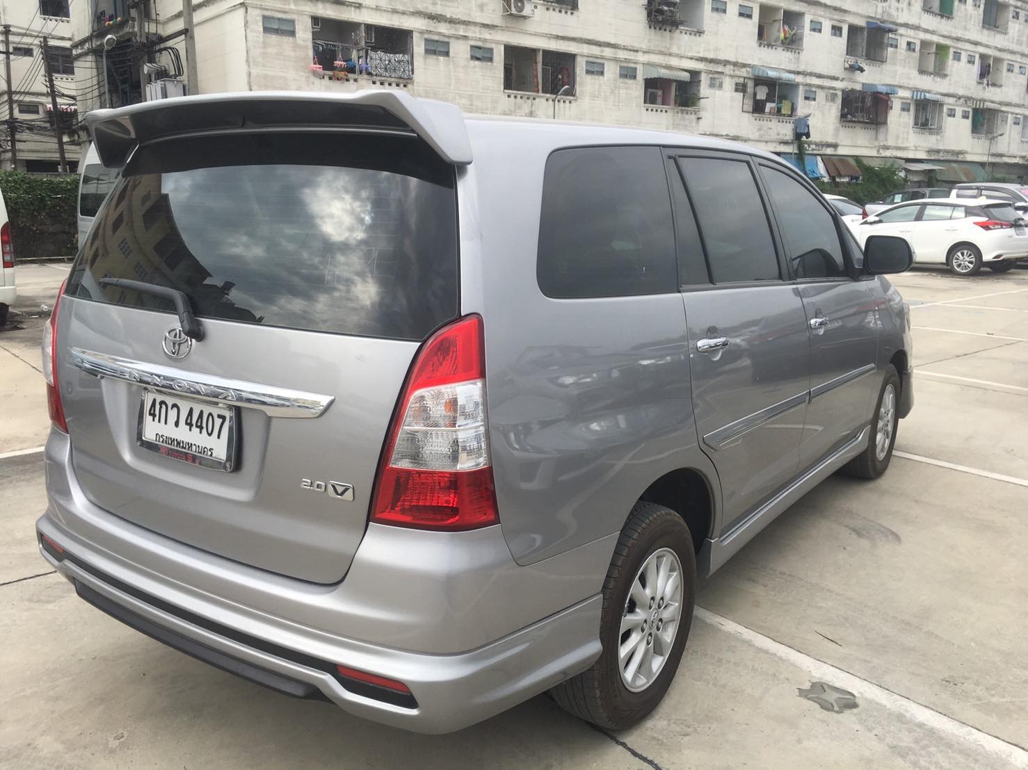 Toyota Innova ปี 2015