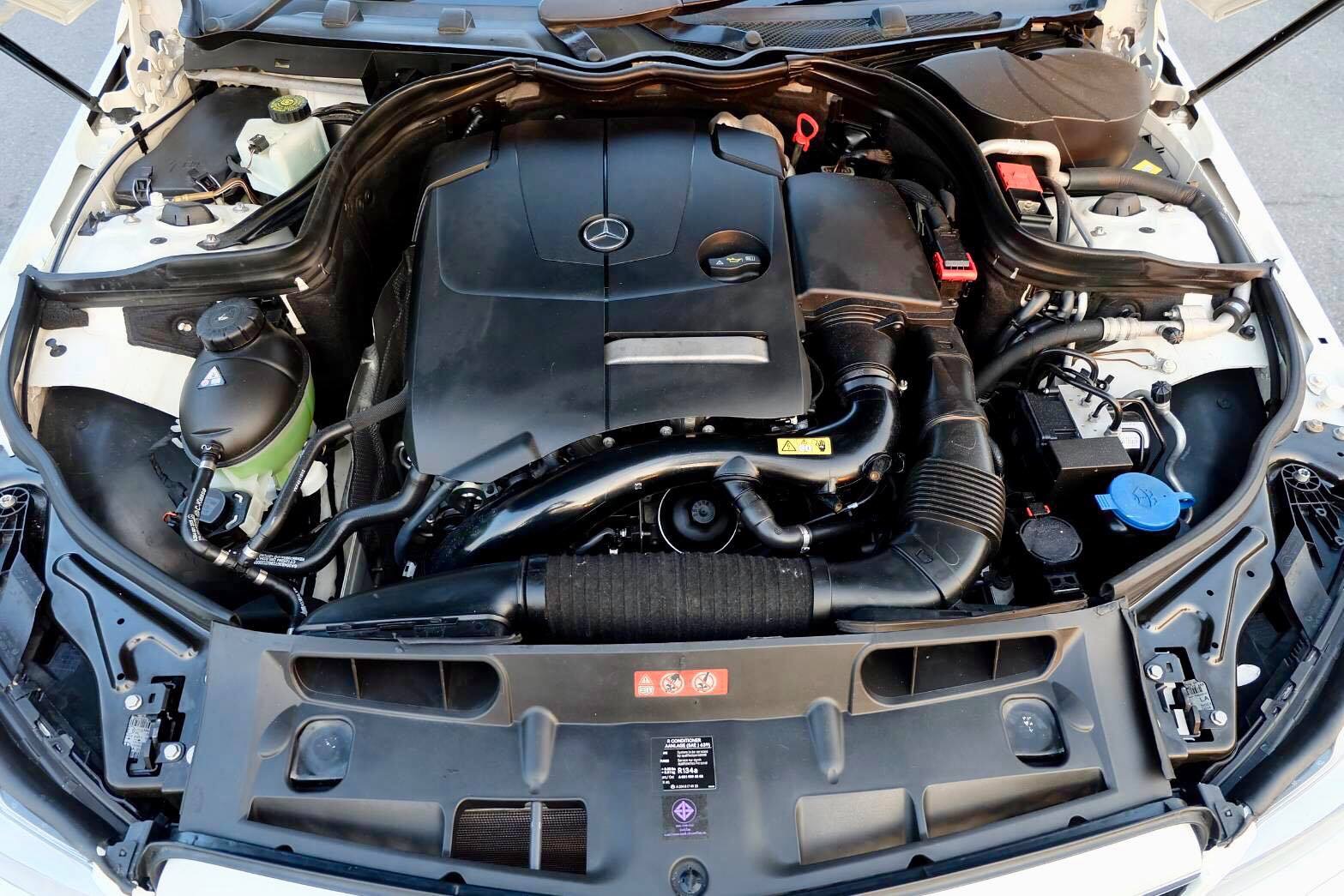 Mercedes-Benz C-Class C204 C180 ปี 2013 สีขาว (รูปที่ 11)