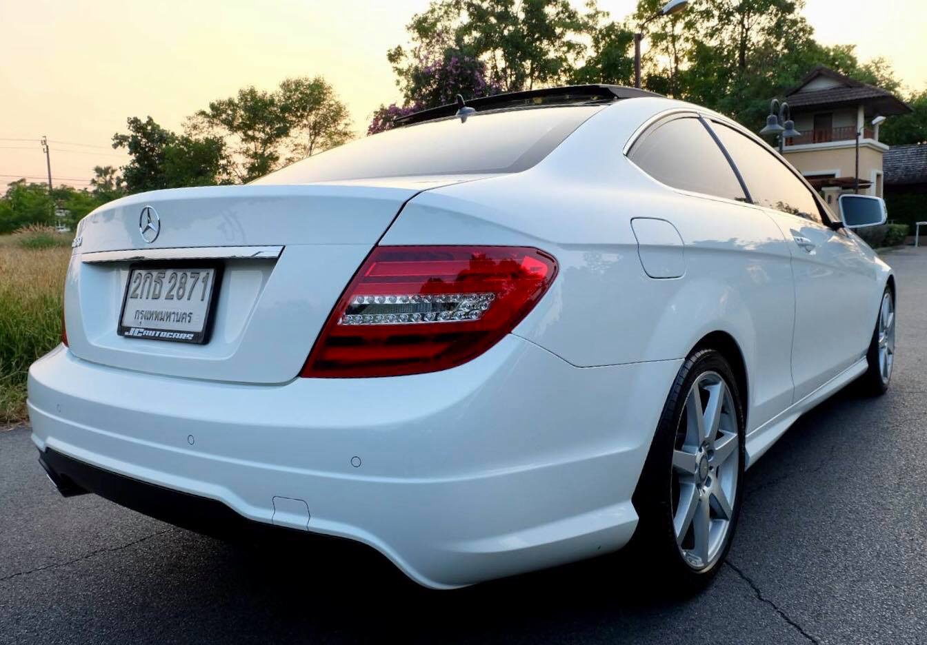 Mercedes-Benz C-Class C204 C180 ปี 2013 สีขาว (รูปที่ 7)