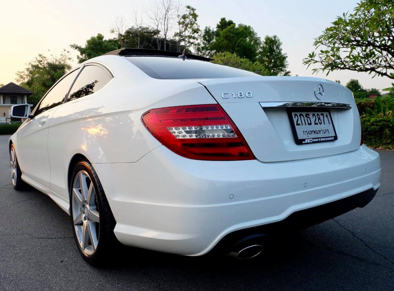 Mercedes-Benz C-Class C204 C180 ปี 2013 สีขาว