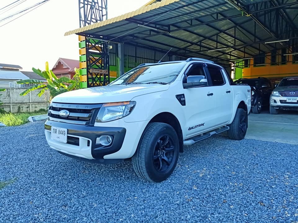 Ford Ranger 4 ประตู ปี 2012 สีขาว (รูปที่ 2)