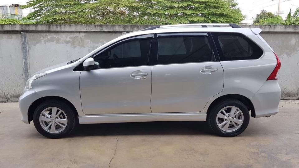 Toyota Avanza ปี 2012 สีเงิน (รูปที่ 7)