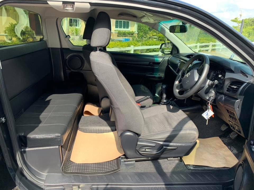 Toyota Hilux Revo Double cab ปี 2019 สีดำ (รูปที่ 6)