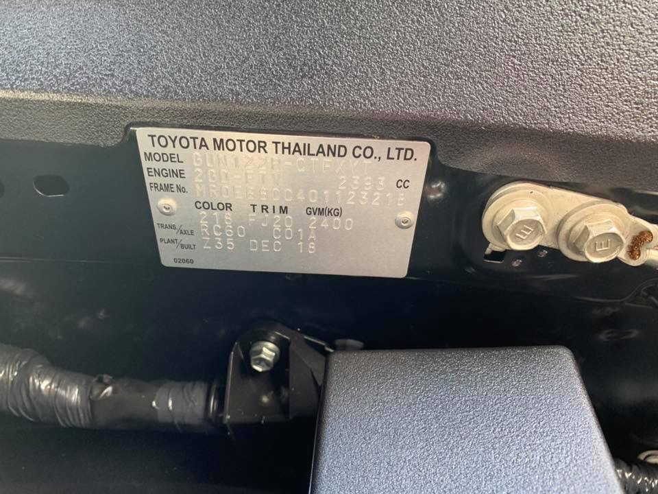 Toyota Hilux Revo Double cab ปี 2019 สีดำ (รูปที่ 13)