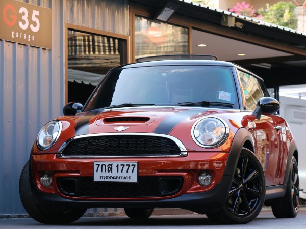 Mini Hatch (Cooper) Gen2 R56 ปี 2011 สีส้ม