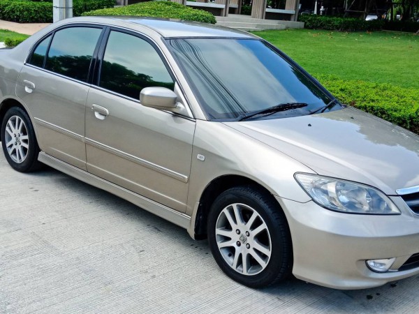 Honda Civic ES (Dimension) โฉม ตาเหยี่ยว ปี 2004 สีทอง